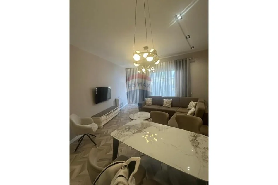 Tirane, shitet apartament 2+1 , 117 m² 340.000 € 