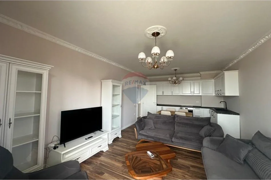 Tirane, shitet apartament , 124 m² 300.000 € 