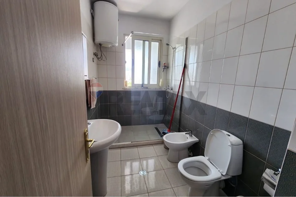 Tirane, jepet me qera apartament , 70 m² 550 € 