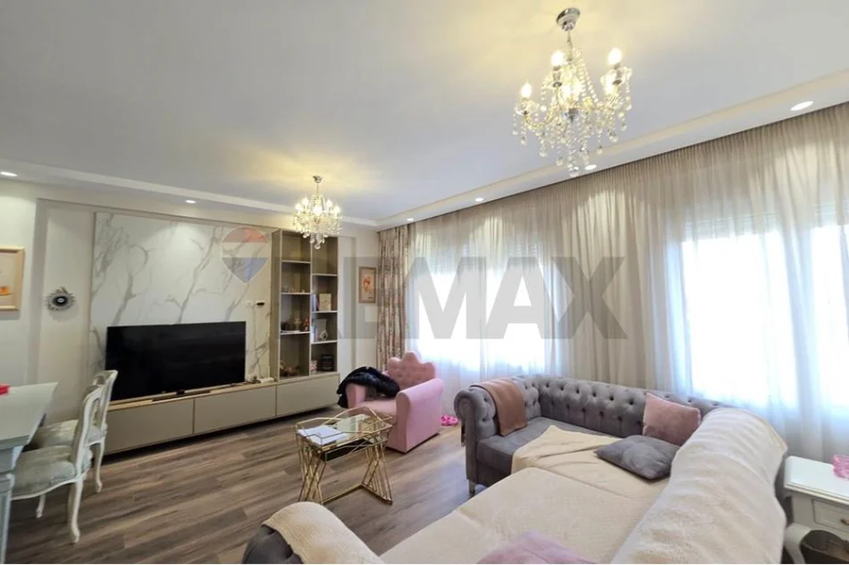 Tirane, shitet apartament , 121 m² 265.000 € 