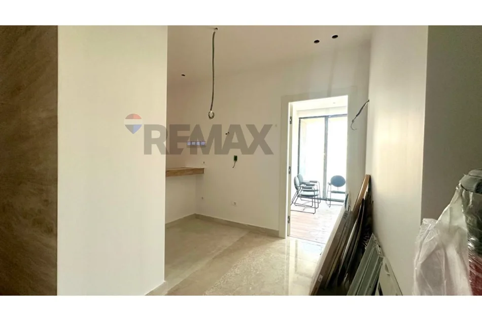 Tirane, jepet me qera , 173 m² 5.000 € 