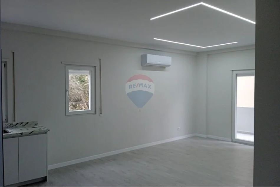 Tirane, jepet me qera apartament 1+1 Kati 3, 80 m² 420 € (Kodra e Priftit)