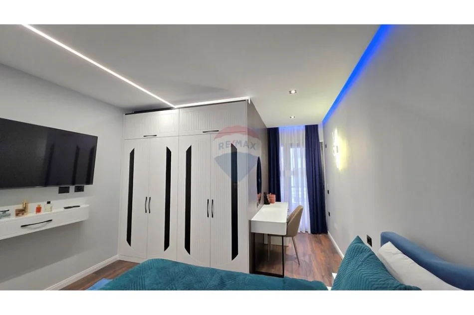 Vlore, shitet apartament 2+1 Kati 4, 102 m² 245.000 € (Rruga Cameria, Lungomare, Vlore)