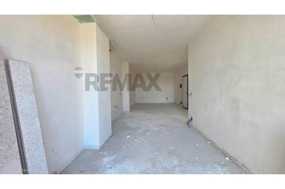 Radhime - Orikum, shitet apartament 2+1 Kati 1, 117 m² 199.400 € (Radhime, Vlore)