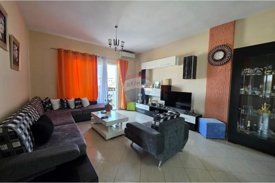 Tirane, shitet apartament 2+1+Ballkon , 125 m² 150.000 € 