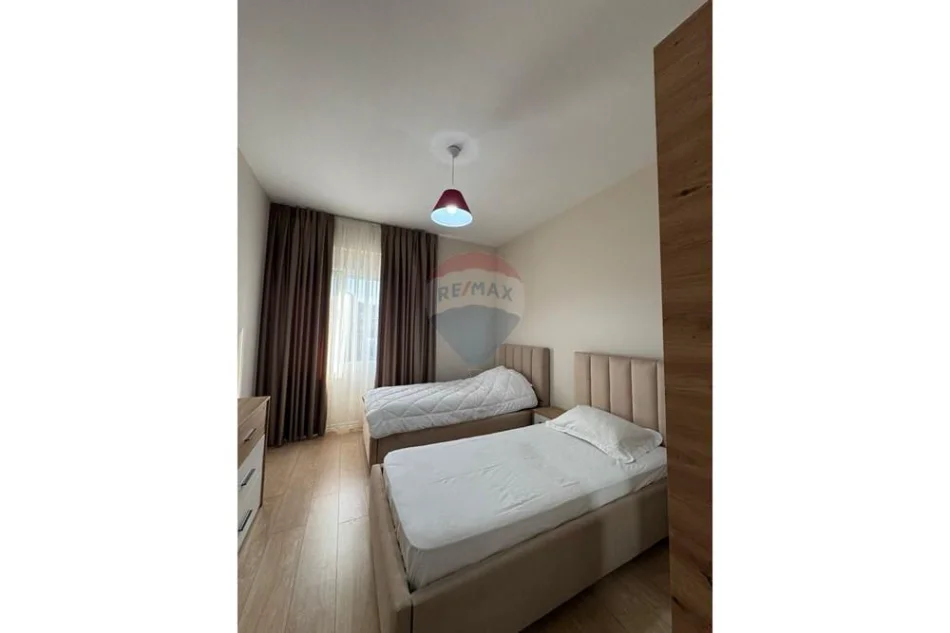 Tirane, jepet me qera apartament 2+1+Aneks+Ballkon Kati 3, 95 m² 1.500 € (Rruga e Kosovareve)