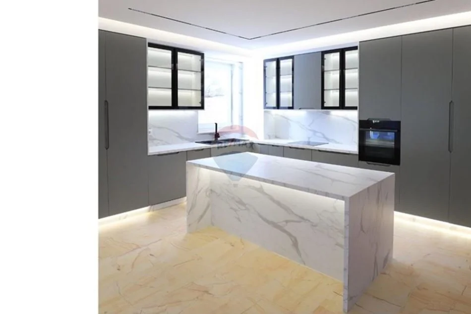 Tirane, jepet me qera Vile 5+1+Aneks+Ballkon Kati 2, 750 m² 3.000 € 