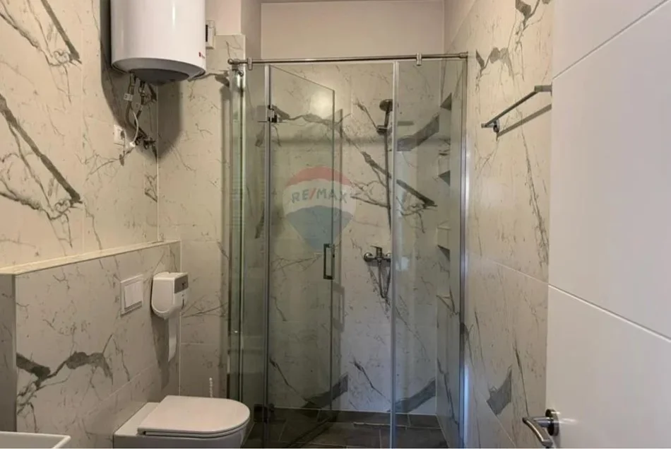 Tirane, shitet apartament 2+1 Kati 3, 102 m² 229.000 € (Porcelan ID: 530261046-484)