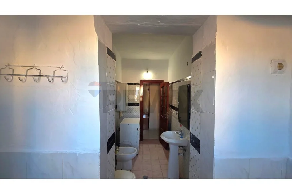 Vlore, shitet apartament 1+1 Kati 5, 70 m² 79.000 € (Rruga Dush Strati, pranë Zjarrfikëses)