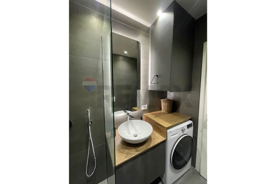 Kopshti Botanik, Japim me Qira Apartament 2+1