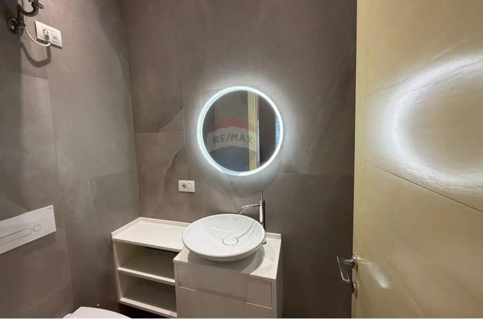 Tirane, shitet Vile 3+1 , 215 m² 490.000 € (kodra diellit 1)