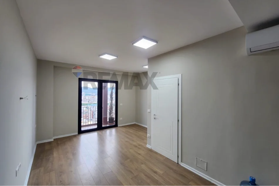 Tirane, jepet me qera , 160 m² 2.500 € 