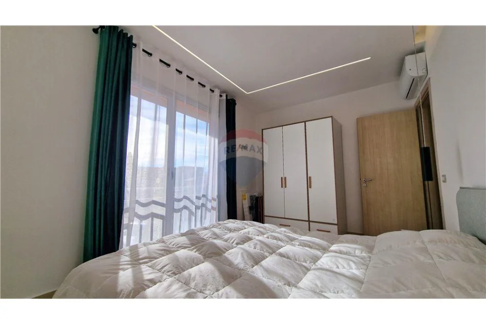 Vlore - Lungomare, shitet apartament 2+1 Kati 2, 79 m² 130.000 € (Rruga Dhimiter Konomi, Vlore)