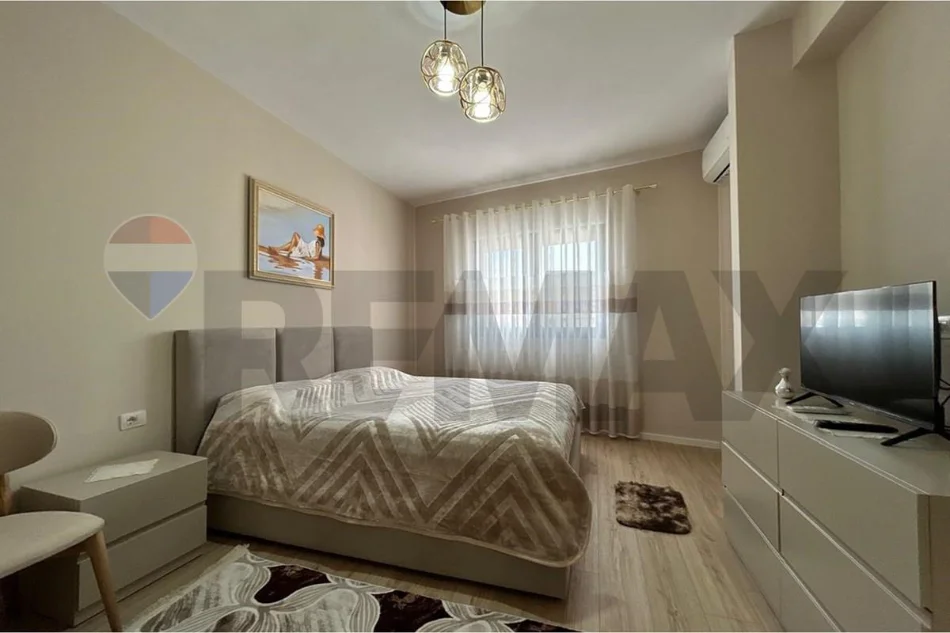 Vlore, shitet apartament 2+1 Kati 7, 99 m² 175.000 € (Rruga Gjergj Kastrioti (Transballkanike), Vlorë)