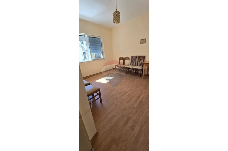 Tirane, shitet apartament 2+1 , 72 m² 193.000 € 