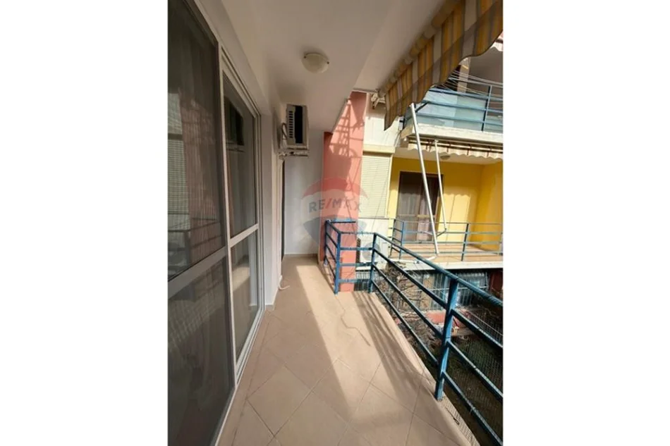 Durres, shitet apartament 1+1+Ballkon Kati 1, 73 m² 115.000 € (Mali I Robit)