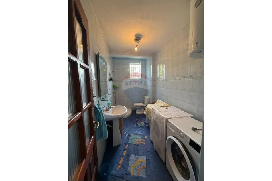 Tirane, shitet apartament , 107 m² 145.665 € (Blloku I Vilave, Tiranë)