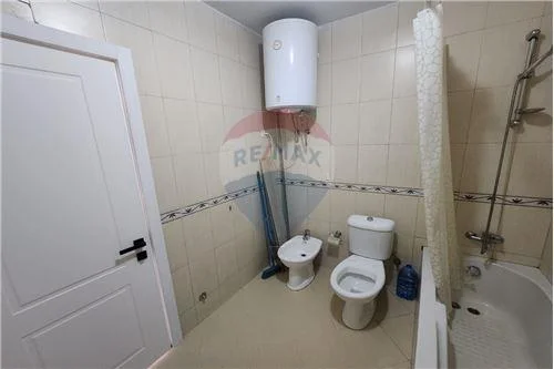Tirane, shitet 1+1 , 72 m² 125.000 € (ER PETROL ZOGU I ZI - Don Bosko, Albania)