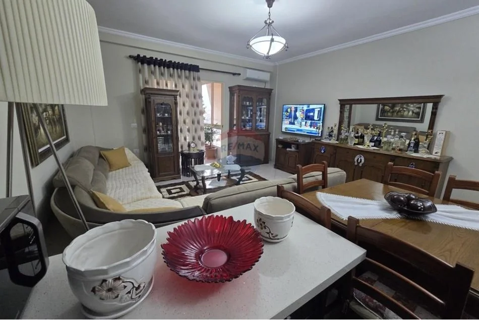 Tirane, shitet apartament 2+1 , 103 m² 160.000 € (astir)