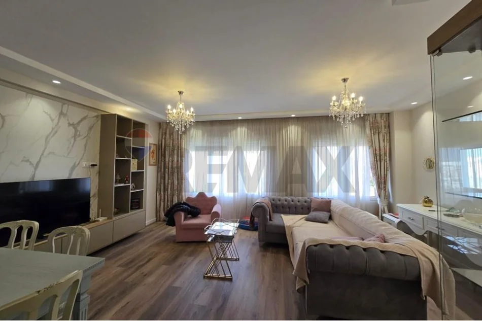 Tirane, shitet apartament , 121 m² 265.000 € 