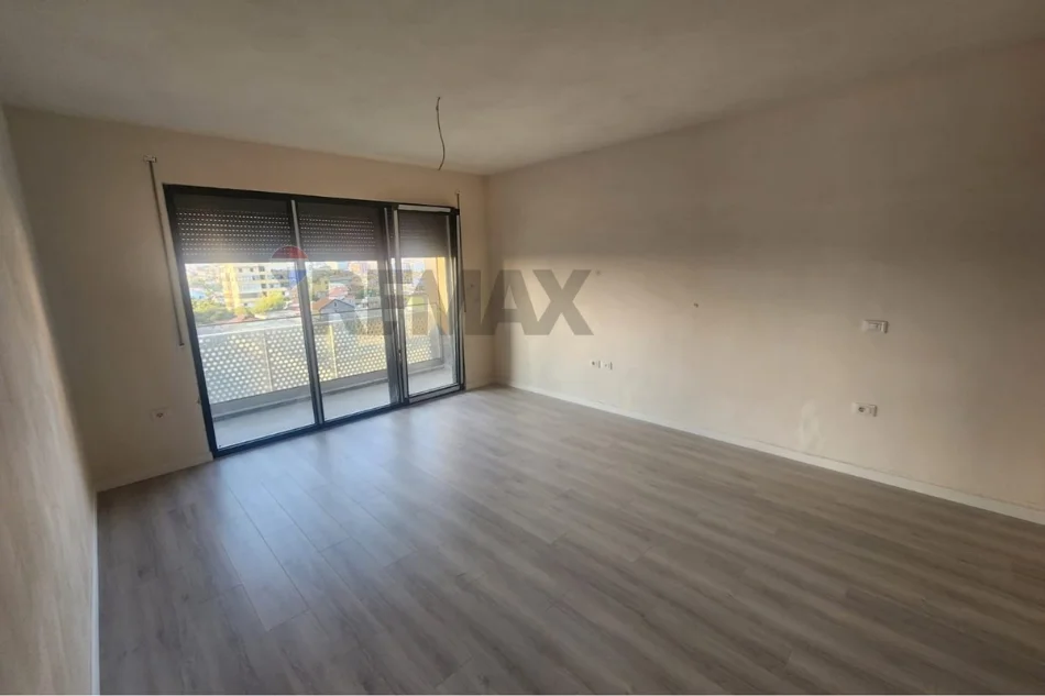 Tirane, shitet 2+1 , 108 m² 214.000 € (don bosko)