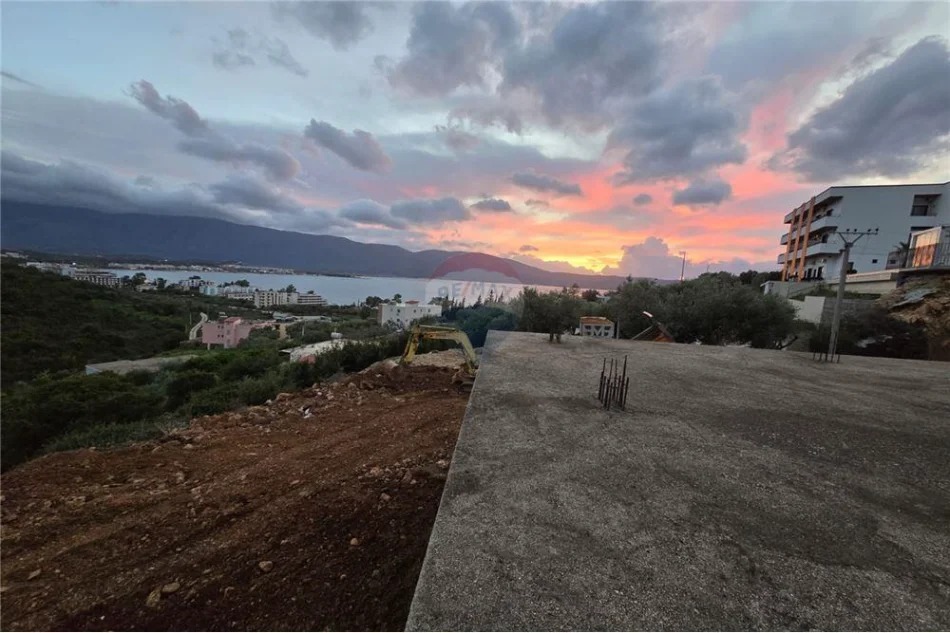 Radhime - Orikum, shitet Vile 3+1 Kati 1, 500 m² 250.000 € (Radhime, Vlore)