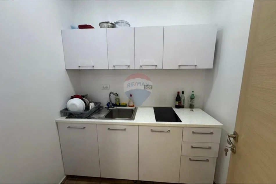 Tirane, shitet apartament , 135 m² 228.000 € 