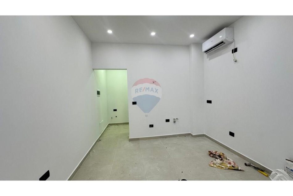 Tirane, jepet me qera garsonier 1+1 Kati 0, 66 m² 400 € (9-katshet)