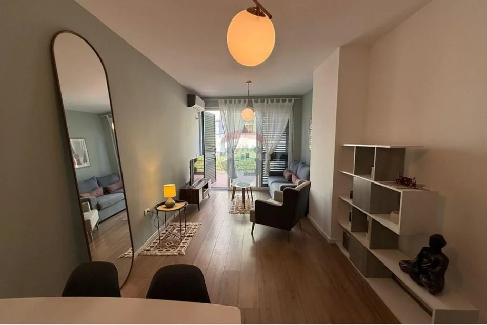 Tirane, jepet me qera apartament 1+1 Kati 2, 53 m² 550 € (Kodra e Diellit)