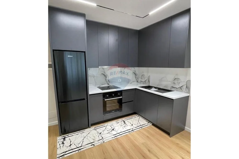 Tirane, shitet apartament 1+1+Ballkon Kati 3, 60 m² 1.300.000 € (Astir)