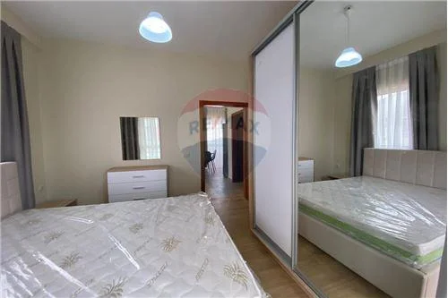 Tirane, shitet apartament 1+1, Kati 4, 68 m² 85,000 € (Rruga Kongresi i Manastirit - Porcelan - Oxhaku, Albania)