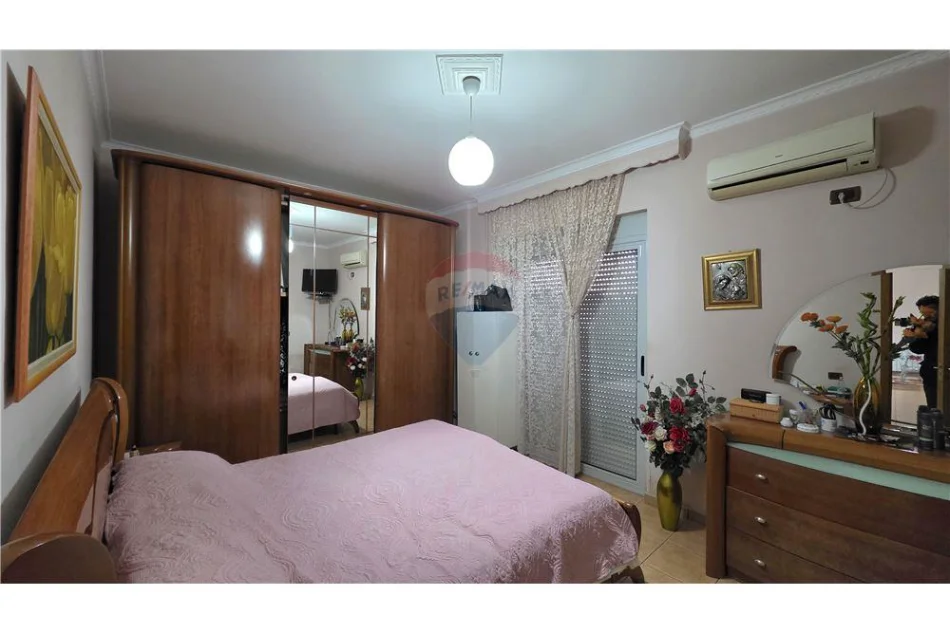 Vlore, shitet apartament 2+1 Kati 6, 138 m² 226.000 € (Blv. Ismail Qemali,Skele, Vlore)