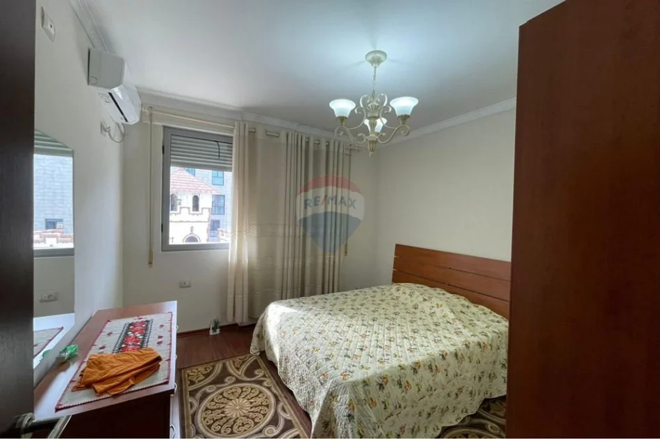 Tirane, shitet apartament 3+1 Kati 3, 183 m² 330.000 € (Kopshti Zoologjik, Tiranë)