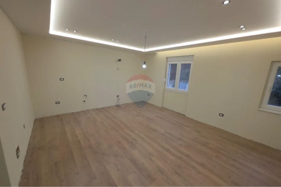 Tirane, shitet apartament , 70 m² 150.000 € 