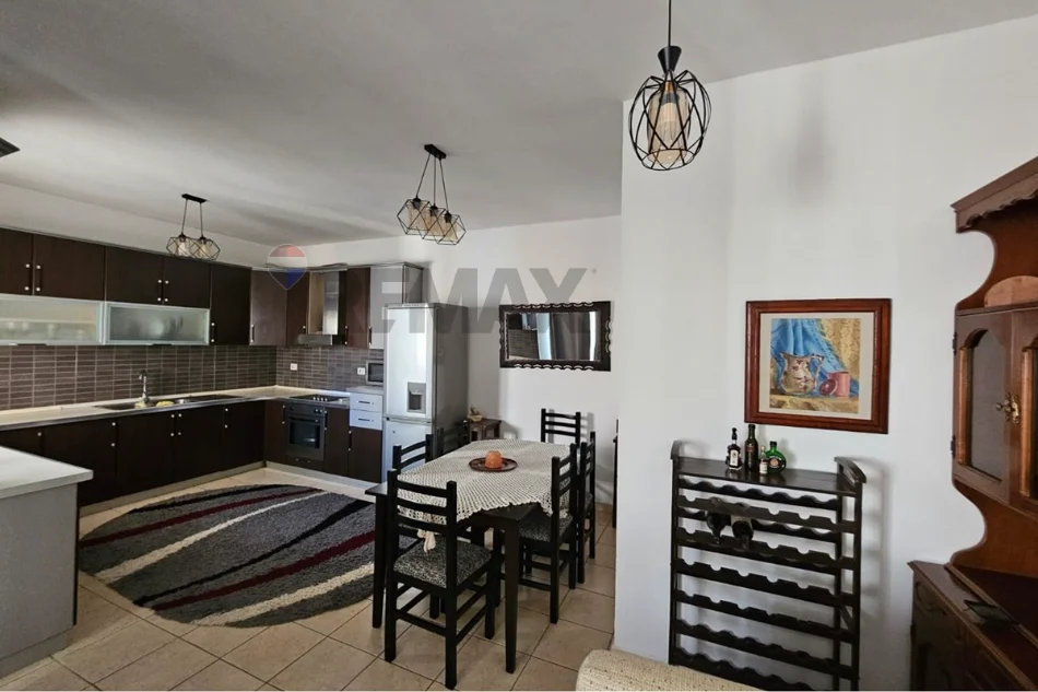 Tirane, jepet me qera apartament , 115 m² 640 € 