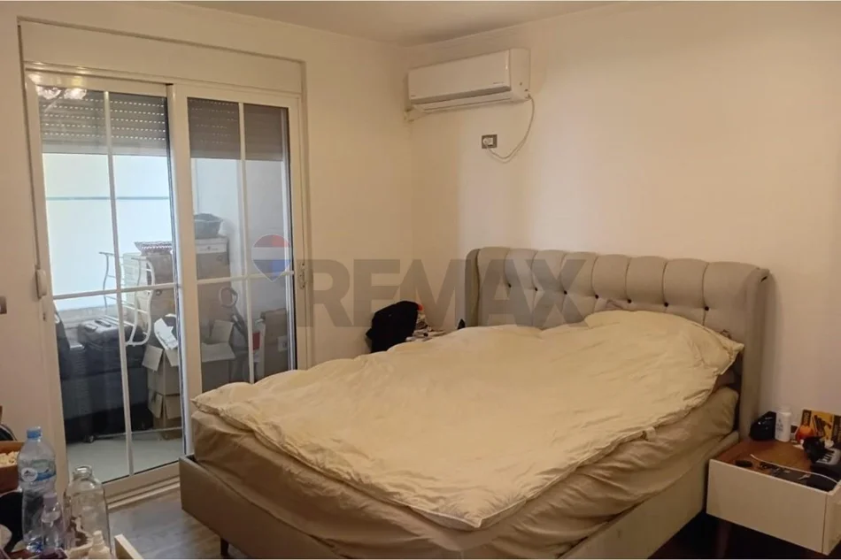 Tirane, jepet me qera apartament , 62 m² 900 € 