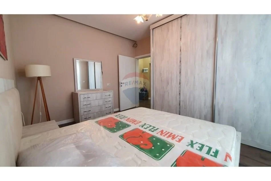 Tirane, jepet me qera apartament 2+1 Kati 4, 95 m² 650 € (Rruga Mine Peza ID: 1001-115)