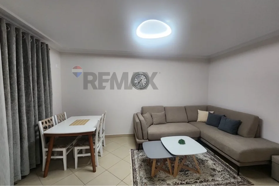 Shqiperi, jepet me qera apartament 1+1 , 55 m² 450 € (rruga ndre mjeda)