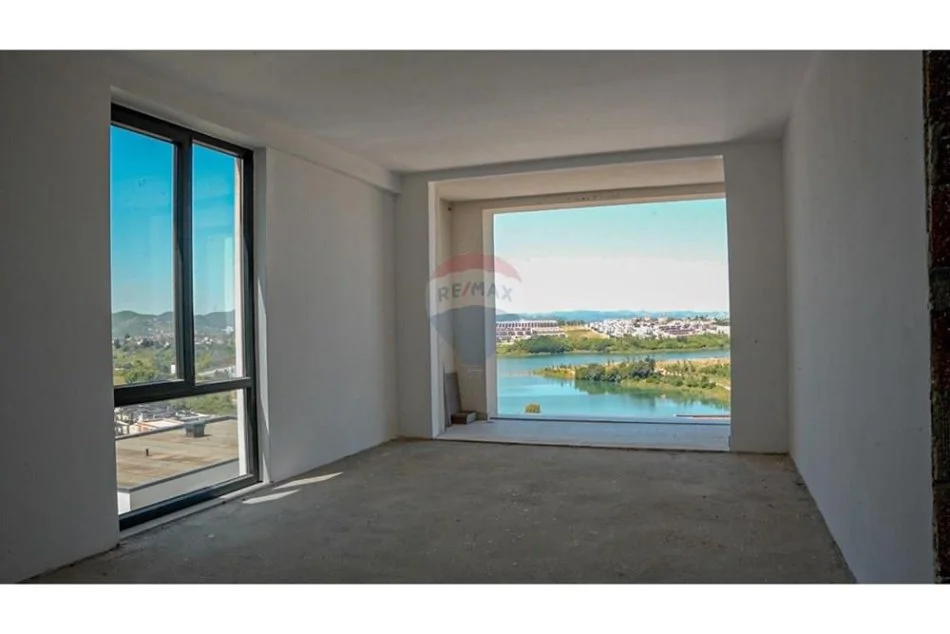 Tirane, shitet apartament 2+1+Ballkon , 112 m² 224.000 € 