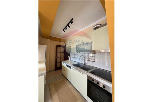 Tirane, jepet me qera apartament 2+1 Kati 3, 105 m² 600 € (Don Bosko, Shqipëri)