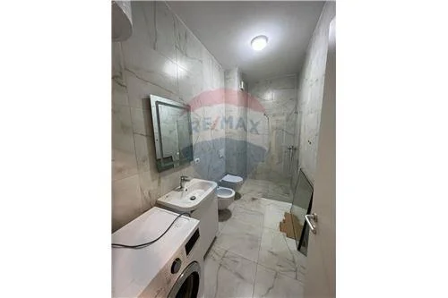 Tirane, shitet 2+1, Kati 4, 96 m² 175,000 € (Rruga jordan misja - Don Bosko)