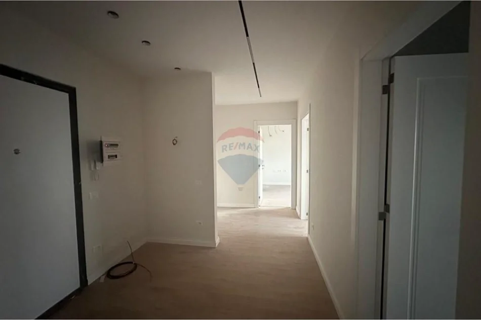 Tirane, shitet apartament , 106 m² 219.000 € 