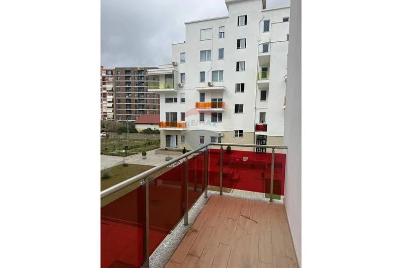 Tirane, shitet apartament , 102 m² 154.000 € 