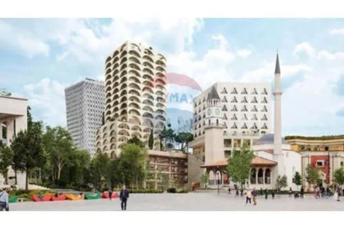 Tirane, shitet , 15 m² 
