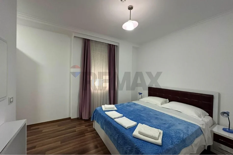 Tirane, shitet 2+1+Ballkon Kati 3, 77 m² 111.680 € (farke)