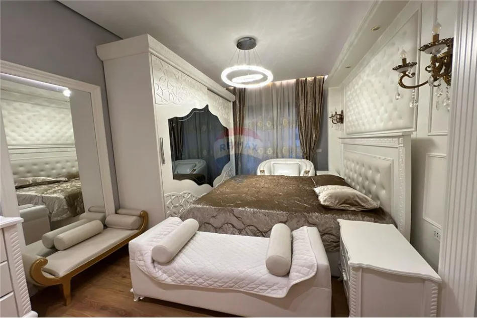 Tirane, jepet me qera apartament 3+1+Aneks+Ballkon Kati 5, 130 m² 1.400 € (Kompleksi Delijorgji)