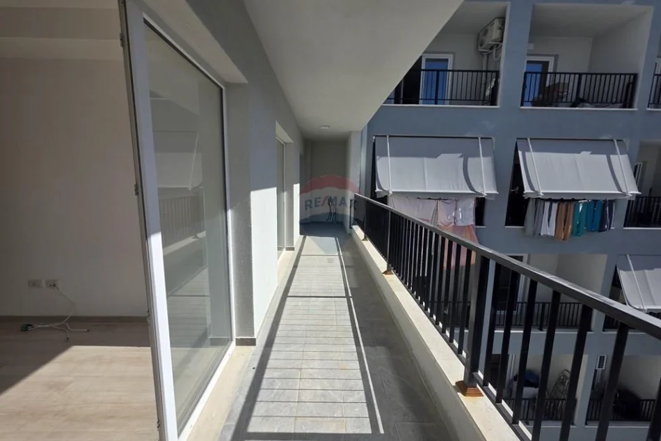 Tirane, jepet me qera apartament 2+1+Ballkon , 112 m² 320 € 