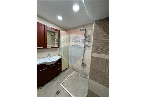 Tirane, jepet me qera apartament 2+1 , 105 m² 600 € (Don Bosko, Shqipëri)