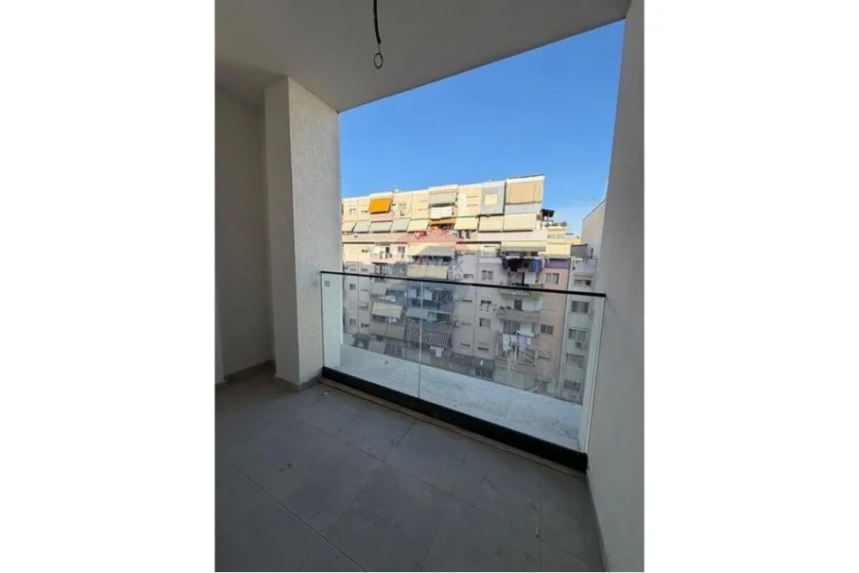 Tirane, shitet apartament 1+1 Kati 5, 68 m² 110.000 € (Bulevardi Kashar, Tiranë(ID: 530491004-188)