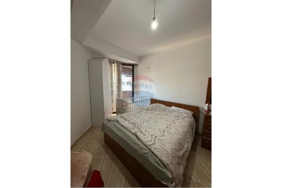 Tirane, shitet apartament 1+1 Kati 2, 77 m² 104.000 € (Bulevardi Migjeni, Astir, Tiranë(ID: 530491011-181)